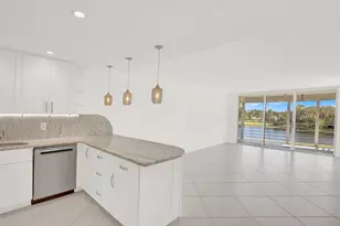 804 Cypress Blvd, Pompano Beach, FL 33069 - Photo 8