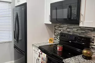 143 West Ct, Royal Palm Beach, FL 33411 - Photo 8