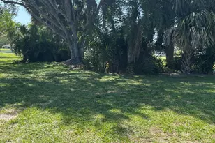 143 West Ct, Royal Palm Beach, FL 33411 - Photo 26