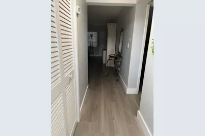 143 West Court, Royal Palm Beach, FL 33411 - Photo 2