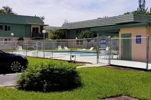 1813 Fairview Villas Dr, West Palm Beach, FL 33406 - Photo 8