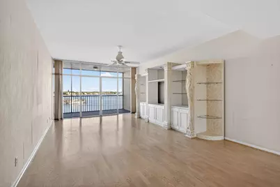 11390 Twelve Oaks Way, Unit #420, North Palm Beach, FL 33408 - Photo 6