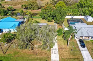 295 NW Archer Ave, Port Saint Lucie, FL 34983 - Photo 4