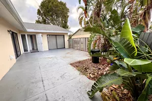 8113 Ambach Way, Hypoluxo, FL 33462 - Photo 20