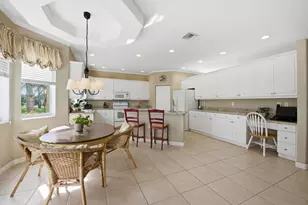 2462 Westmont Pl, Royal Palm Beach, FL 33411 - Photo 16