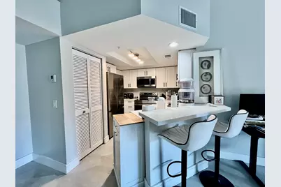 2033 SE 10th Avenue, Unit #620, Fort Lauderdale, FL 33316 - Photo 2