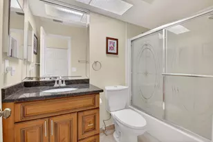 10911 Lake Front Pl, Boca Raton, FL 33498 - Photo 20