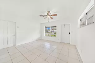 321 NW 51st St, Oakland Park, FL 33309 - Photo 18