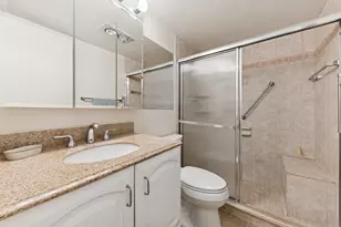 116 Windsor F, West Palm Beach, FL 33417 - Photo 8