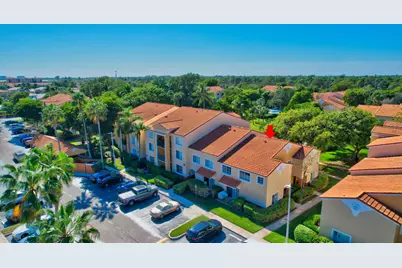 127 Yacht Club Way, Unit #111, Hypoluxo, FL 33462 - Photo 32