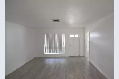 2260 NE 5th Avenue, Boca Raton, FL 33431 - Photo 2