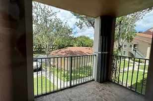 7824 Sonoma Springs Cir, Lake Worth, FL 33463 - Photo 10