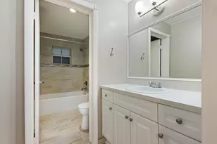 811 SE 4th Ave, Dania Beach, FL 33004 - Photo 10