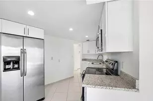 6921 Environ Blvd, Lauderhill, FL 33319 - Photo 12