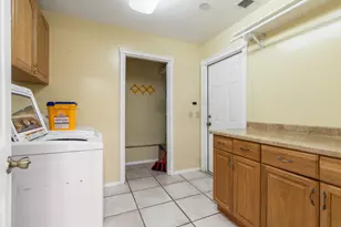 2258 Palmetto Rd, West Palm Beach, FL 33406 - Photo 6