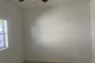 210 W 60th St, Hialeah, FL 33012 - Photo 10