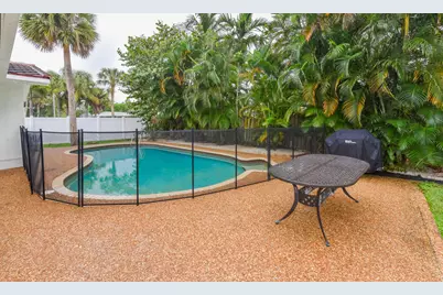 700 SW 4th Street, Boca Raton, FL 33486 - Photo 24