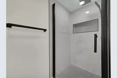 582 Flanders M Drive, Delray Beach, FL 33484 - Photo 14