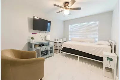 2530 Myrica  Road, West Palm Beach, FL 33406 - Photo 10