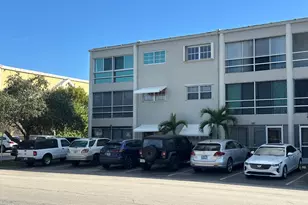 2301 NE 14th St Causeway Unit, Pompano Beach, FL 33062 - Photo 2