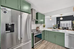 237 City View Dr, Fort Lauderdale, FL 33311 - Photo 16