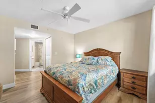 1000 Crestwood Ct S, Royal Palm Beach, FL 33411 - Photo 8