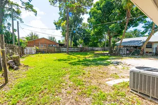 3652 Alexander Ct, Lake Worth, FL 33463 - Photo 22