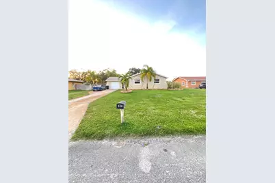 452 SW Curry Street, Port Saint Lucie, FL 34983 - Photo 2