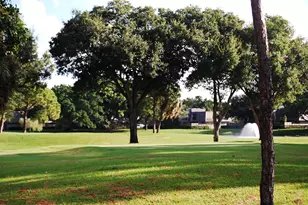 120 Old Meadow Way, Palm Beach Gardens, FL 33418 - Photo 4