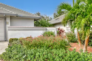 201 Orange Tree Dr, Atlantis, FL 33462 - Photo 4