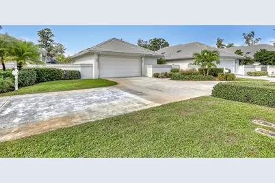 201 Orange Tree Drive, Atlantis, FL 33462 - Photo 2