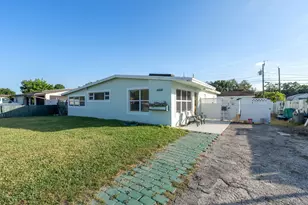 4664 Sutton Terrace S, West Palm Beach, FL 33415 - Photo 4