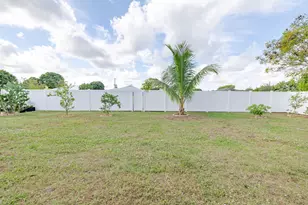 2626 SW Monterrey Ln, Port Saint Lucie, FL 34953 - Photo 32