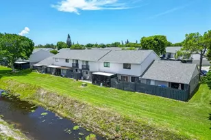 5105 Pier Dr, Greenacres, FL 33463 - Photo 10