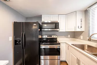 1635 SE Green Acres Circle, Unit #Dd202, Port Saint Lucie, FL 34952 - Photo 4