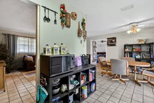 235 Guava Ave, West Palm Beach, FL 33413 - Photo 12