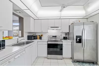 7110 NW 73rd Avenue, Tamarac, FL 33321 - Photo 28