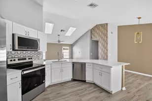 3747 Woods Walk Blvd, Lake Worth, FL 33467 - Photo 6