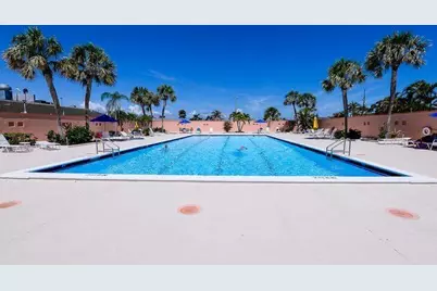 1200 Colonnades Drive, Unit #202, Fort Pierce, FL 34949 - Photo 4