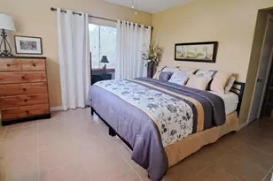 125 Norwich F, West Palm Beach, FL 33417 - Photo 6