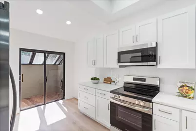 10967 Lake Front Place, Boca Raton, FL 33498 - Photo 4