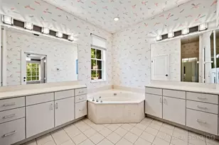 180 Egret Cir, Greenacres, FL 33413 - Photo 18