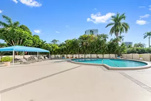 2400 Presidential Way Unit, West Palm Beach, FL 33401 - Photo 38
