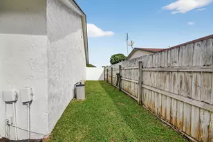 3618 Valley Way, West Palm Beach, FL 33406 - Photo 42