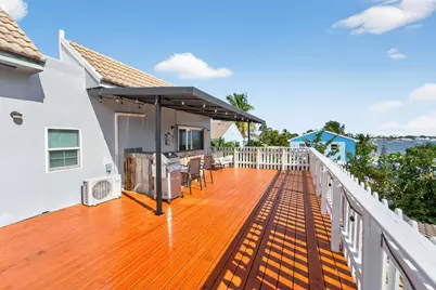 300 E 24th Street, Riviera Beach, FL 33404 - Photo 14