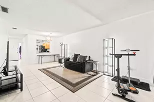 3742 English Ln, Lake Worth, FL 33467 - Photo 8