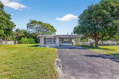 208 NE 14th Avenue, Pompano Beach, FL 33060 - Photo 2