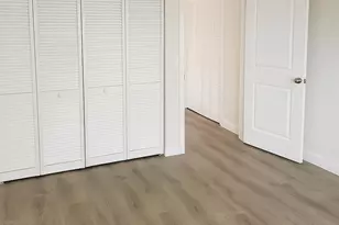 965 Manor Dr, Palm Springs, FL 33461 - Photo 4