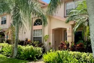 2054 SE Wild Meadow Cir, Port Saint Lucie, FL 34952 - Photo 2