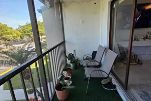 1115 Green Pine Blvd, West Palm Beach, FL 33409 - Photo 16